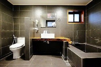 Zhuo Ye Cottage 苗栗市 外观 照片